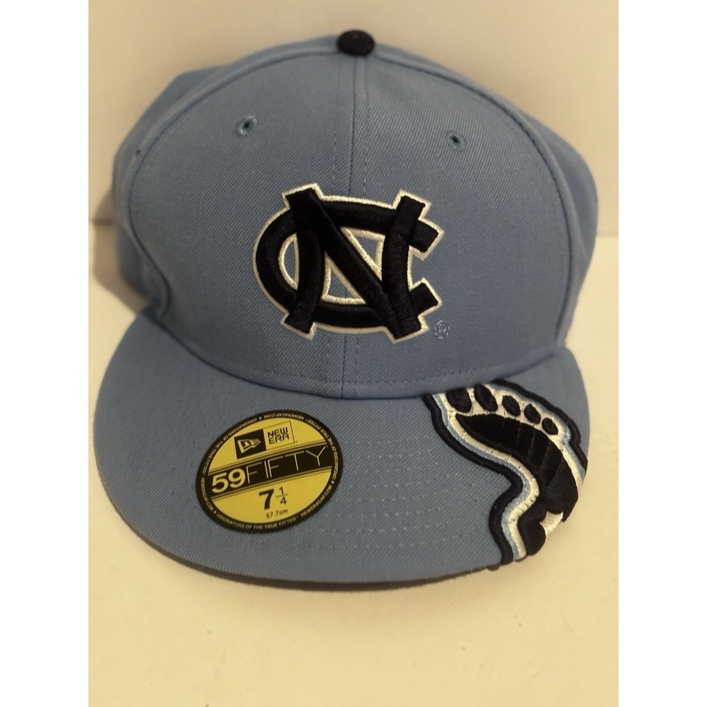 NWT UNC North Carolina Tar Heels Fitted Hat New Era Cap Size 7 1/4 Name‎ On Back